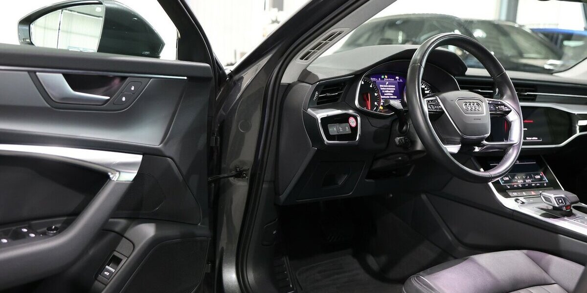 Audi A6 Avant 35 TDI S-LINE SPORT / VOLL-LEDER / LED 83.000 km 26.444 &euro; Hamm 59077