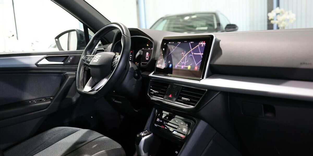 Seat Tarraco 2.0 TDI DSG STYLE / 7-SITZER / LED / AHK 177.000 km 19.777 &euro; Hamm 59077