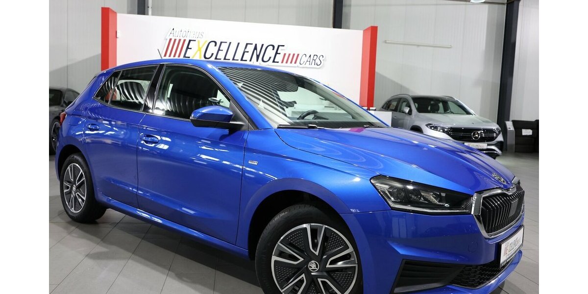 Skoda Fabia 1.0 TOUR RACE BLUE / LED / GROßES-DISPLAY 55.000 km 13.888 &euro; Hamm 59077