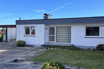 VERKAUFT: Individuell nutzbarer Bungalow mit herrlichem Weitblick & viel Potential in Niederense! 7 zimmer