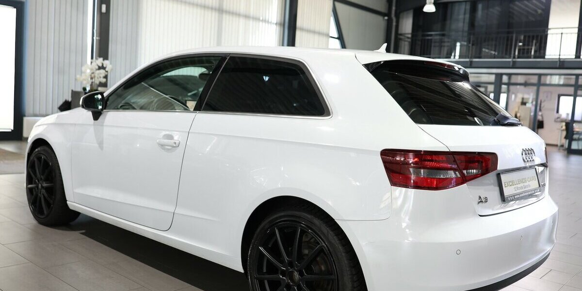 Audi A3 1.4 TFSI Attraction / NAVI-MMI / SR & WR 162.000 km 9.777 &euro; Hamm 59077