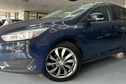Ford Focus 88.100 km 8.700 &euro; Hamm 59067