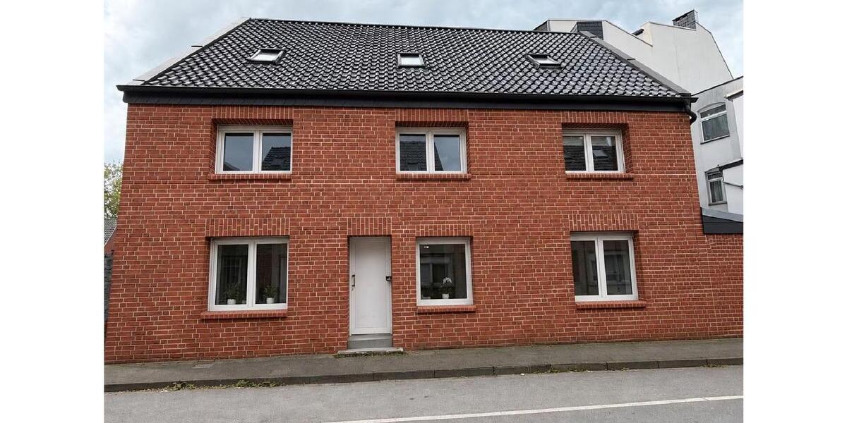Einfamilienhaus Ahlen - 16 Zimmer, 200 m&sup2;, 390.000&euro; | Angebot:27128287