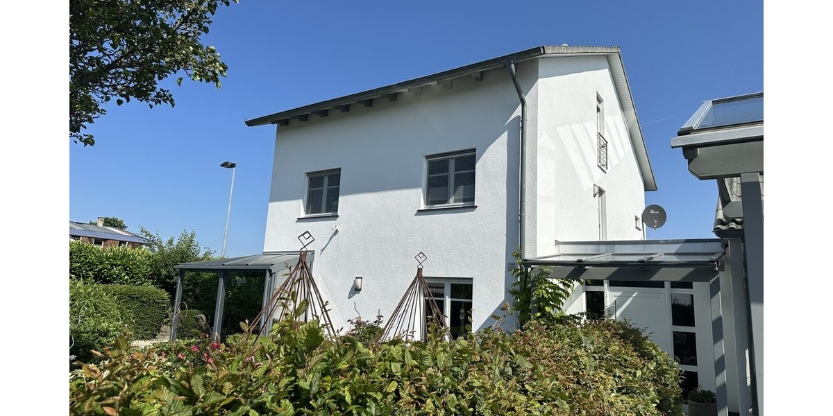 Großzügiges Wohnen und Arbeiten vereint: Einfamilienhaus mit Gewerbeeinheit! 10 zimmer