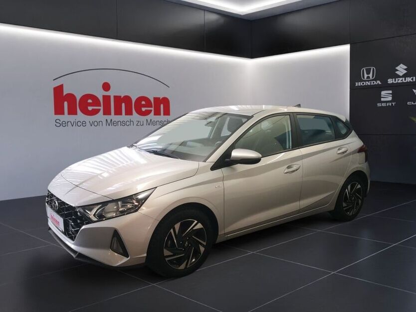i20