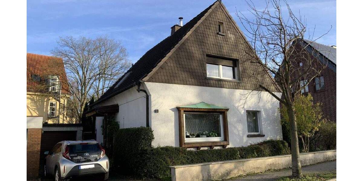 Einfamilienhaus in beliebter Wohnlage (Erbbau) 4 zimmer
