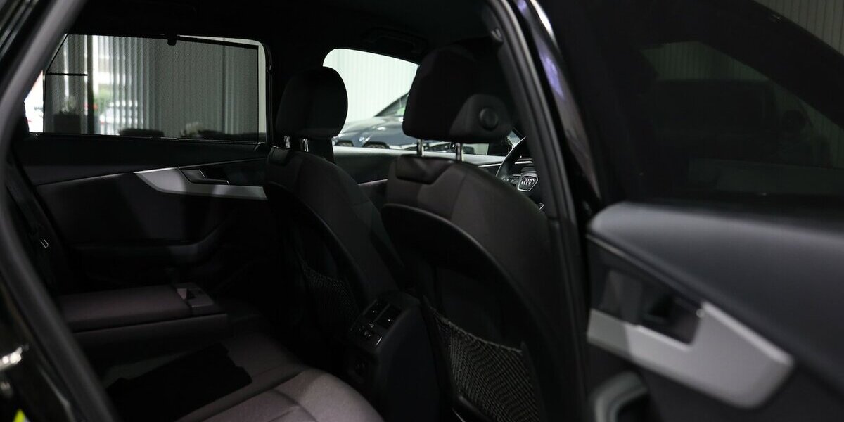 Audi A4 Avant 45 TFSI QUATTRO ADVANCED BLACK / LED / 104.000 km 25.994 &euro; Hamm 59077