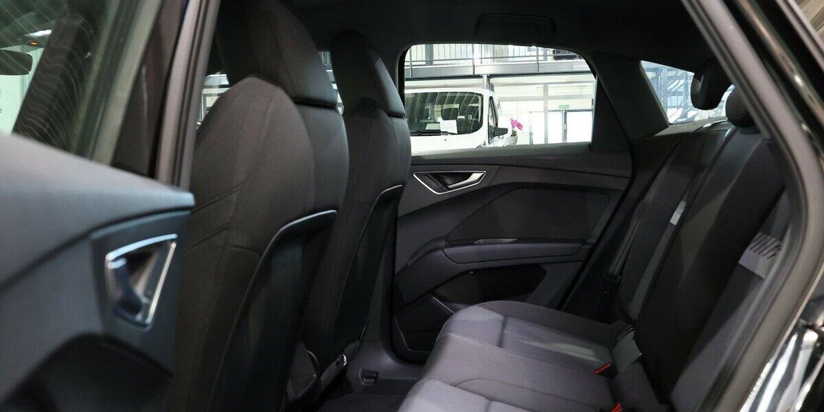 Audi Q4 e-tron 50 SPORTBACK E-TRON Q ADVANCED MATRIX 77.000 km 28.884 &euro; Hamm 59077