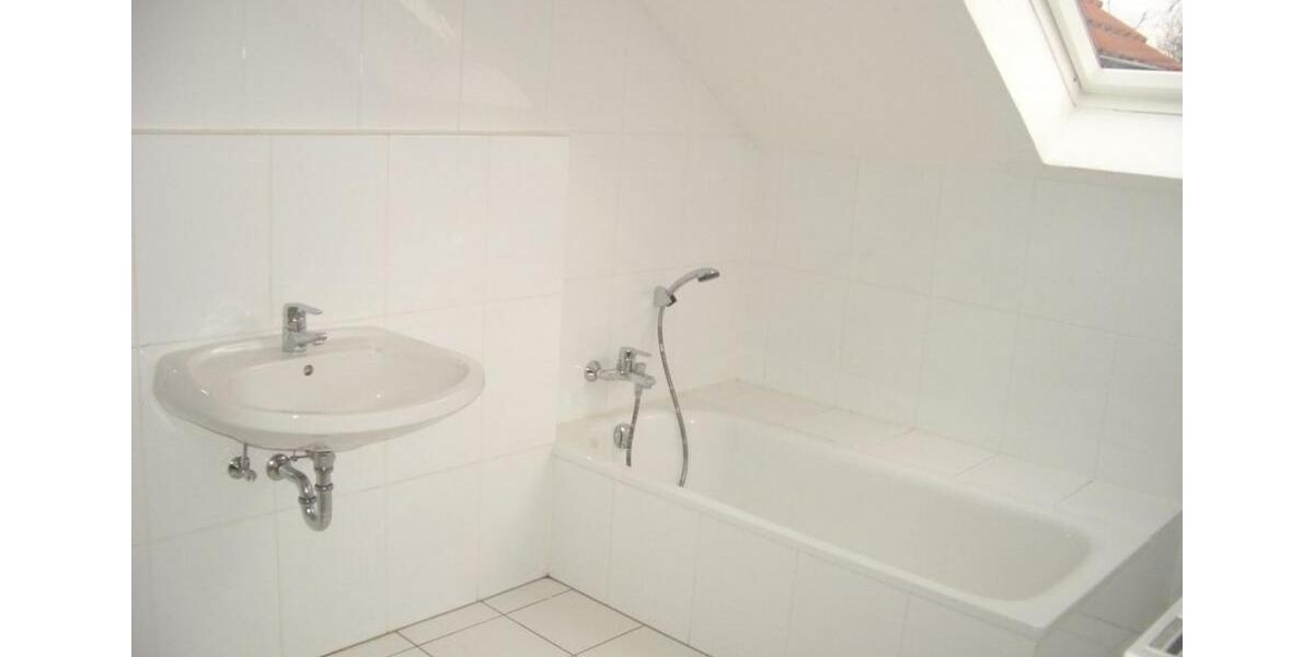 Dachgeschoßwohnung Werl - 2 Zimmer, 70 m&sup2;, 630&euro; | Angebot:26382802