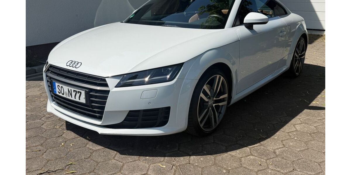 Audi TT 128.000 km 21.400 &euro; Bad Sassendorf 59505