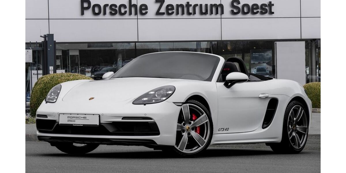 Porsche Boxster 21.800 km 93.444 € Soest 59494