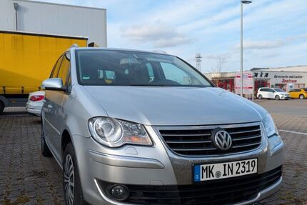 VW Touran 232.000 km 5.200 &euro; Menden (Sauerland) 58708
