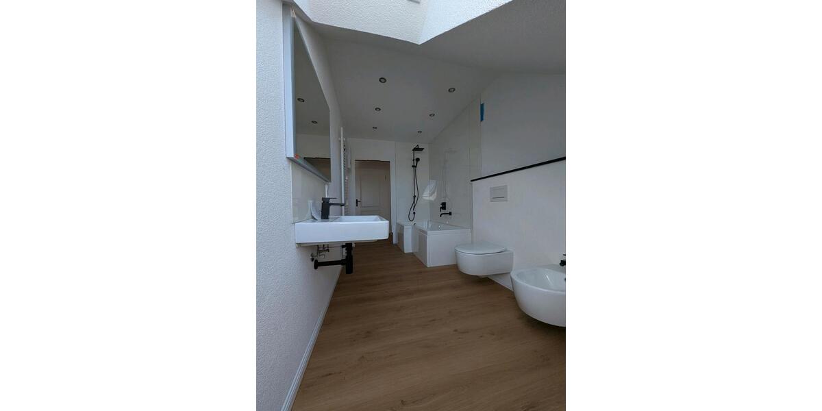 Dachgeschoßwohnung Soest - 4 Zimmer, 100 m&sup2;, 1.450&euro; | Angebot:26326070