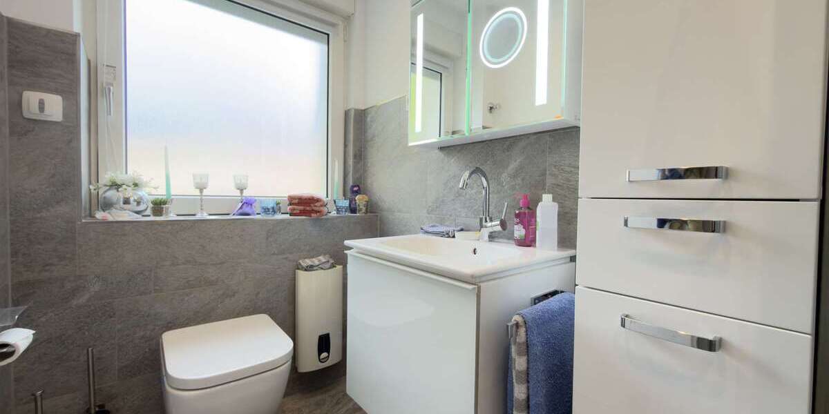 Modernisiertes Reihenhaus mit Wellnessbad, Gäste-WC, Keller & 248 m² Grundstück - Reihenmittelhaus Bönen | Angebot:27298689