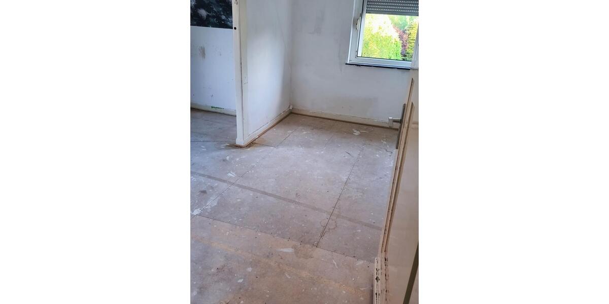 Einfamilienhaus Menden (Sauerland) - 7 Zimmer, 156 m&sup2;, 215.000&euro; | Angebot:27426515