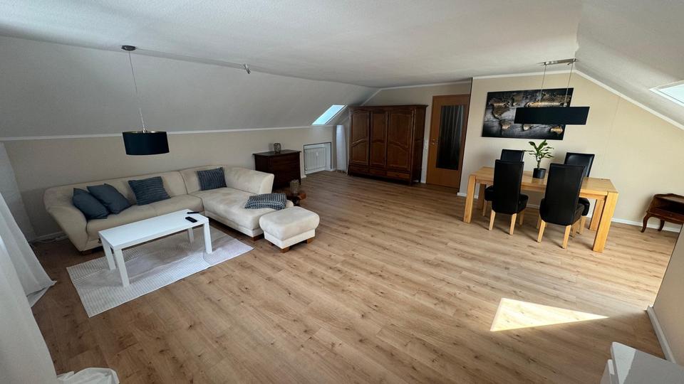 Dachgeschoßwohnung Fröndenberg (Ruhr) - 3.5 Zimmer, 90 m&sup2;, 670&euro; | Angebot:26356488