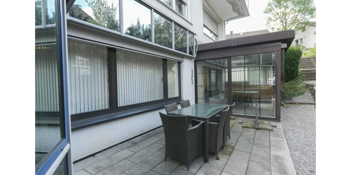 Flexible Praxisfläche mit mehreren Behandlungsräumen zimmer