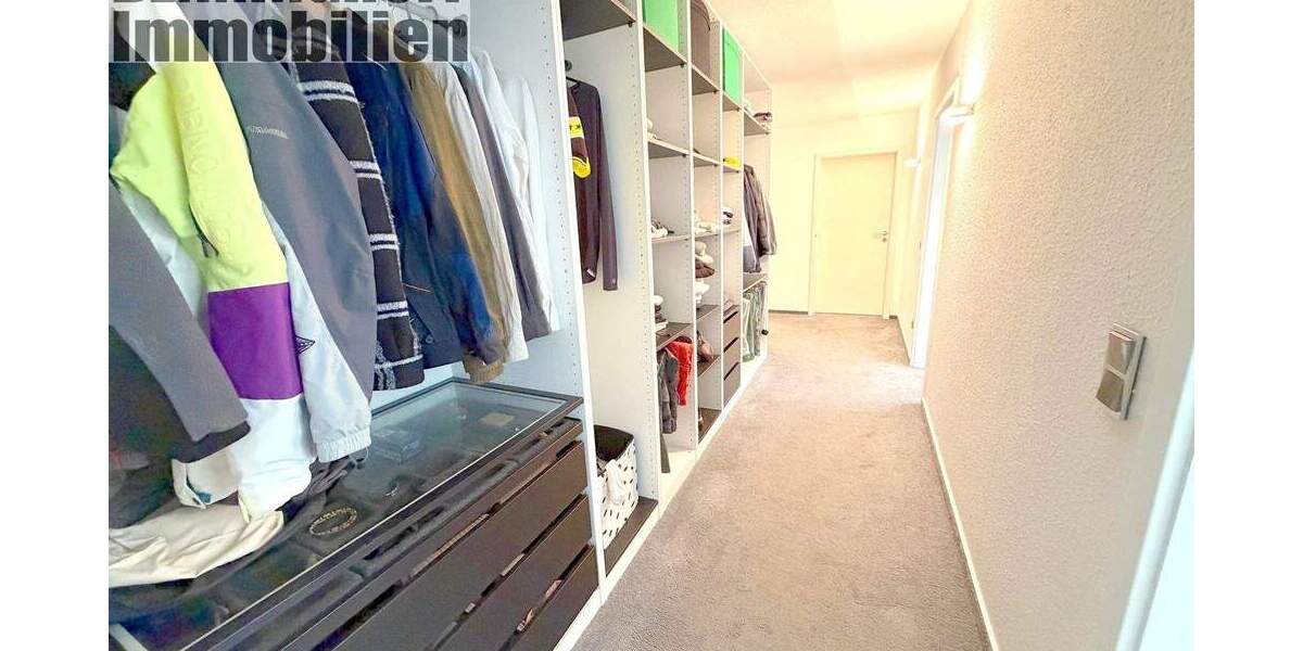 Einfamilienhaus Holzwickede - 7 Zimmer, 302 m&sup2;, 885.000&euro; | Angebot:26388383