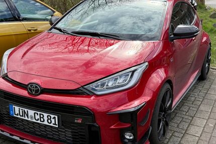 Toyota Yaris 9.000 km 46.900 &euro; Bergkamen 59192