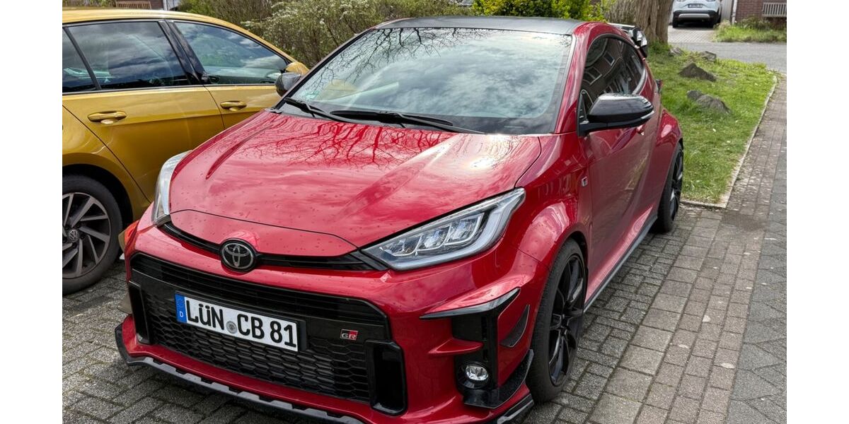 Toyota Yaris 9.000 km 47.000 &euro; Bergkamen 59192