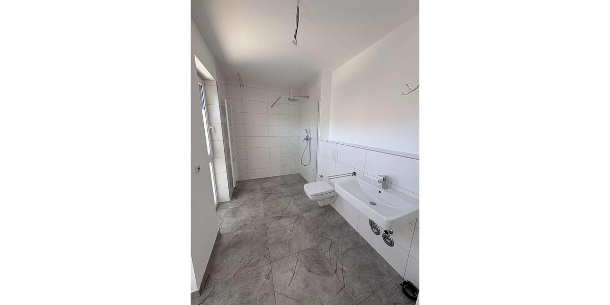 Etagenwohnung Dortmund Brackel - 2 Zimmer, 79 m&sup2;, 1.081&euro; | Angebot:26490890
