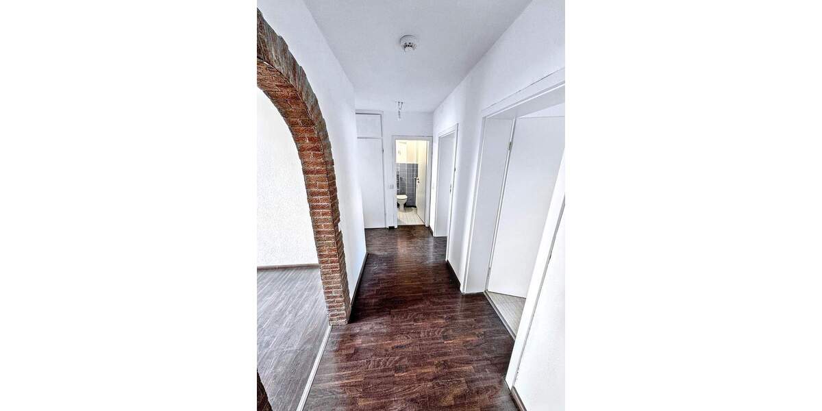 3 Zimmer Wohnung mit Südbalkon 3 zimmer