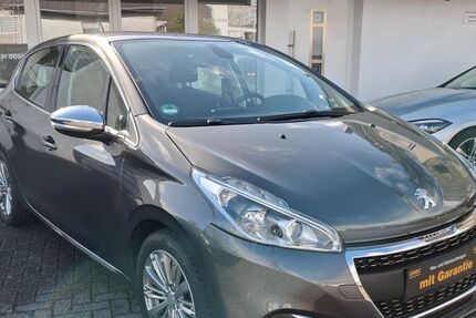 Peugeot 208 22.600 km 13.000 &euro; Hamm 59067