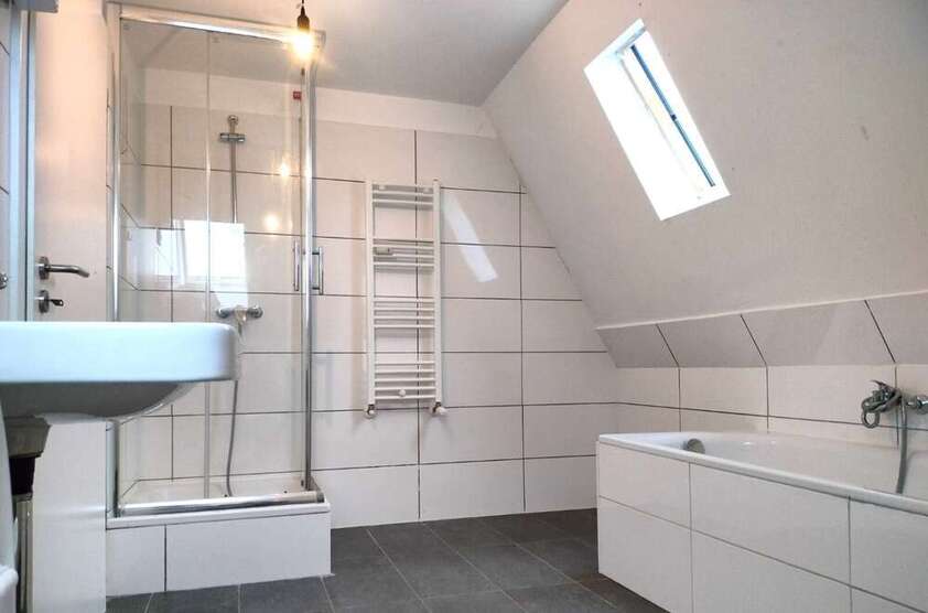 3,5-Zimmer-Dachgeschoßwohnung in HammHerringen – Vermietet und top-modernisiert