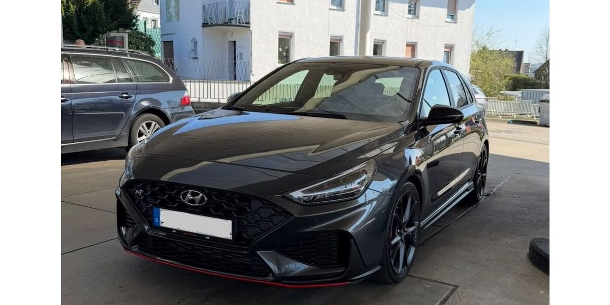 Hyundai i30 37.600 km 29.900 &euro; Fröndenberg 58730