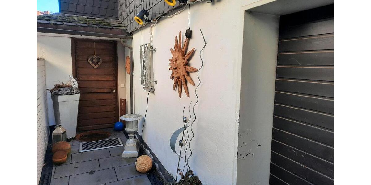 Einfamilienhaus Unna Alte Heide - 18 Zimmer, 395 m&sup2;, 550.000&euro; | Angebot:24659099