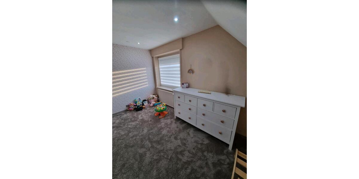 Reihenhaus Hamm Herringen - 8 Zimmer, 195 m&sup2;, 395.000&euro; | Angebot:25106081