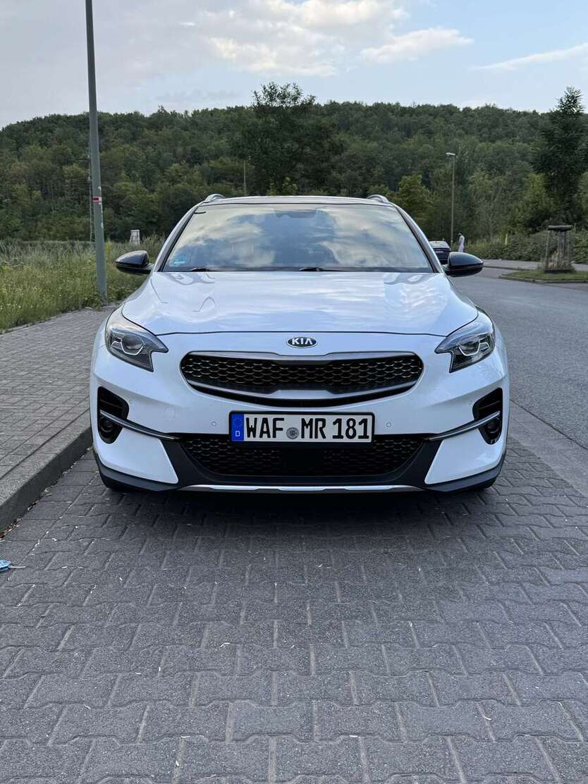 Kia XCeed 72.000 km 17.500 € Ahlen 59227