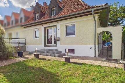 RESERVIERT! Tradition bewahrt, Zukunft gestaltet - Renoviertes Reiheneckhaus in Heessen 3 zimmer