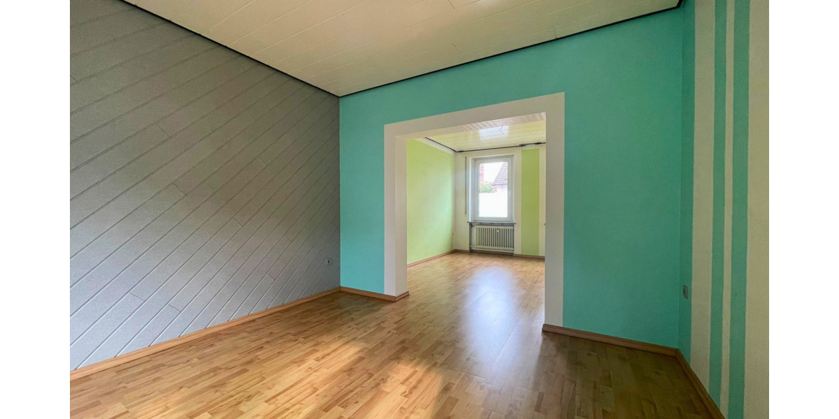 Doppelhaushälfte Menden (Sauerland) Mitte - 7 Zimmer, 122 m&sup2;, 229.000&euro; | Angebot:24234496