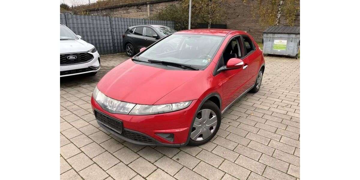 Honda Civic 178.000 km 2.200 &euro; Hamm 59077