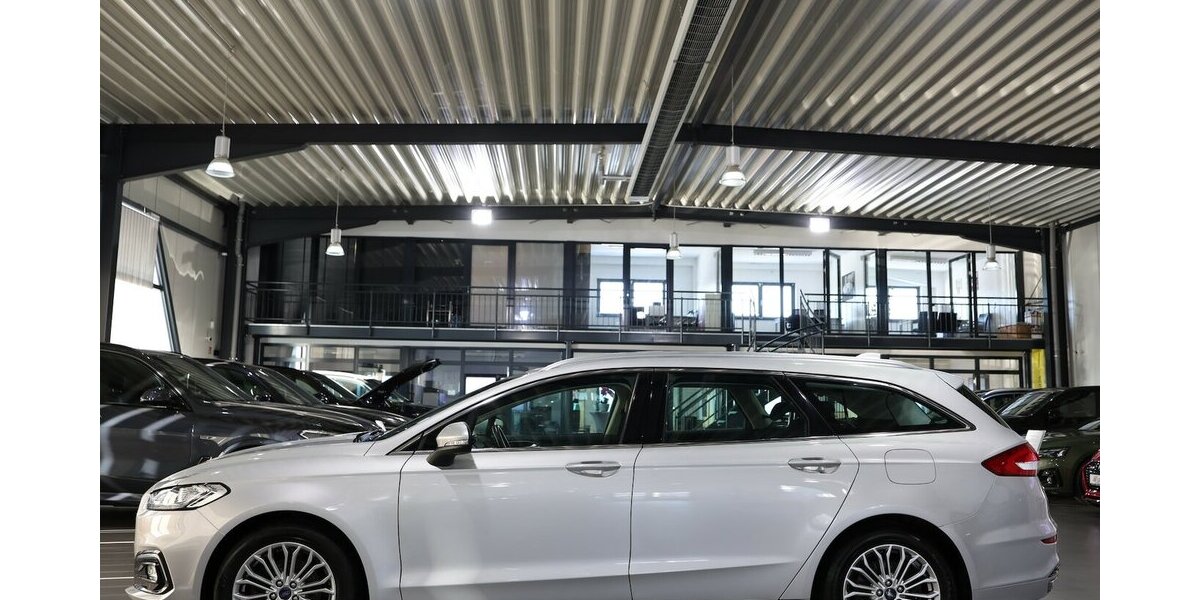 Ford Mondeo TUNIER 2.0 ECOBLUE TITANIUM / LED / AHK 145.000 km 16.881 &euro; Hamm 59077