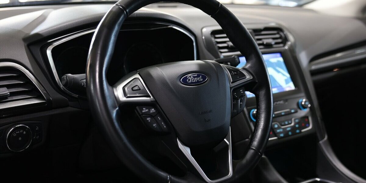 Ford Mondeo TUNIER 2.0 ECOBLUE TITANIUM / LED / AHK 145.000 km 16.881 &euro; Hamm 59077