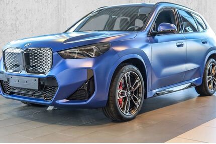 BMW iX1 5.900 km 49.940 &euro; Unna 59425