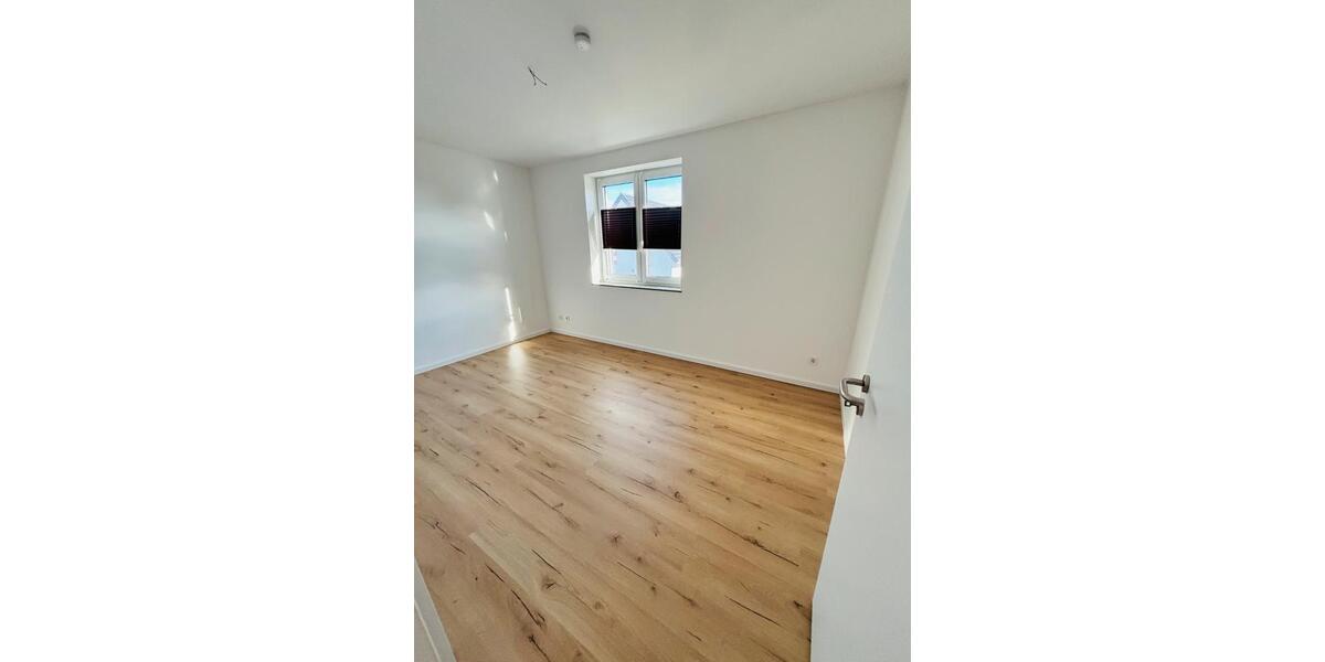 Etagenwohnung Bad Sassendorf - 3 Zimmer, 102 m&sup2;, 980&euro; | Angebot:25292922