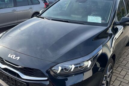 Kia ceed Sportswagon 34.548 km 21.390 &euro; Fröndenberg 58730