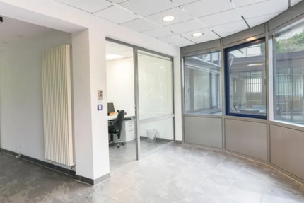 Flexible Praxisfläche mit mehreren Behandlungsräumen zimmer