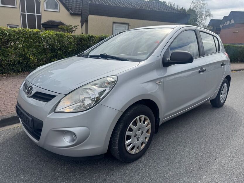 Hyundai i20 97.000 km 1.750 € Hamm/Westfalen 59077