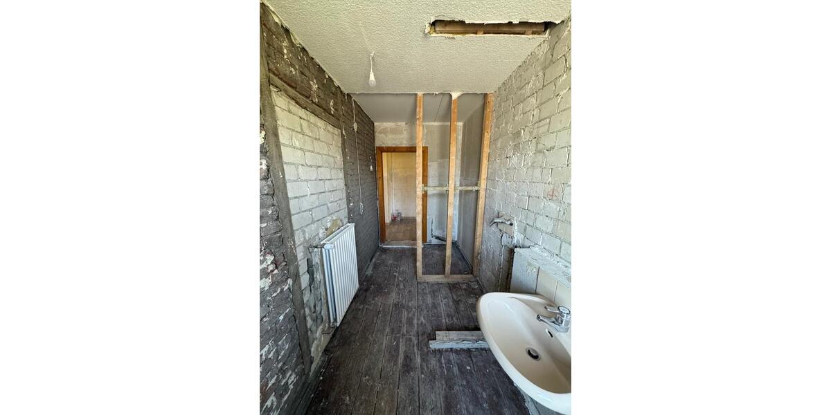 Etagenwohnung Menden (Sauerland) Berkenhofskamp - 6 Zimmer, 167 m&sup2;, 220.000&euro; | Angebot:26610251