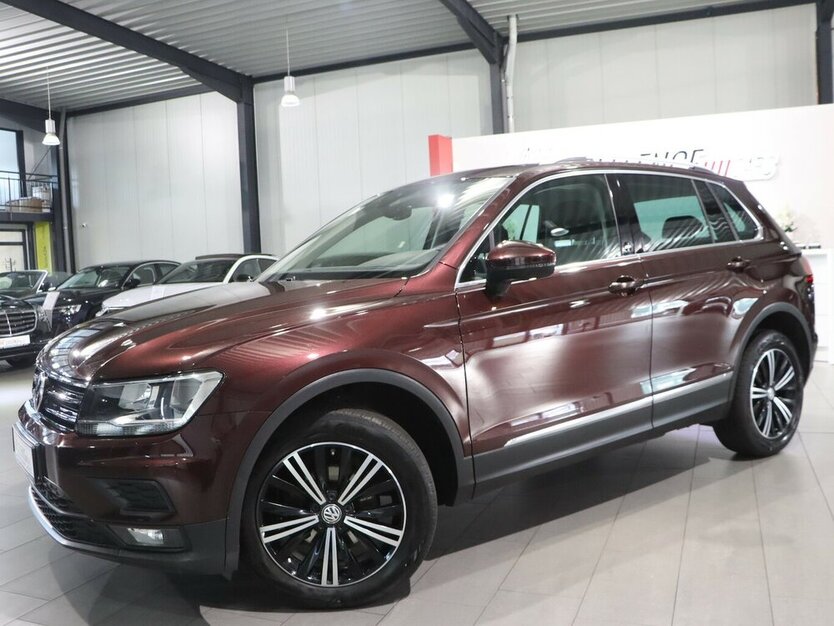 VW Tiguan 1.4 TSI DSG 4M SOUND / PANORAMA / AID 116.000 km 19.777 € Hamm 59077