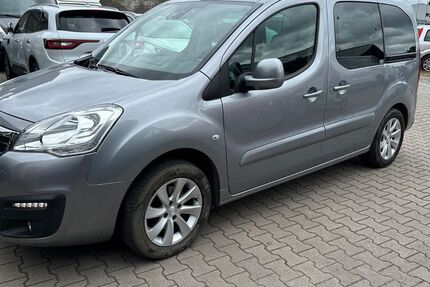 Peugeot Partner 81.539 km 12.950 &euro; Lüdinghausen 59348