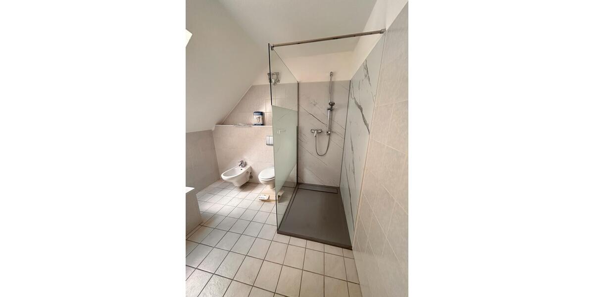 Doppelhaushälfte Holzwickede - 5 Zimmer, 130 m&sup2;, 339.000&euro; | Angebot:26901683