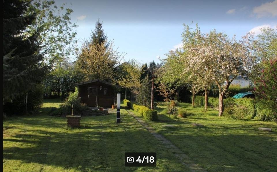 vielfältig nutzbares Stadthaus mit großem Garten und Garage zimmer