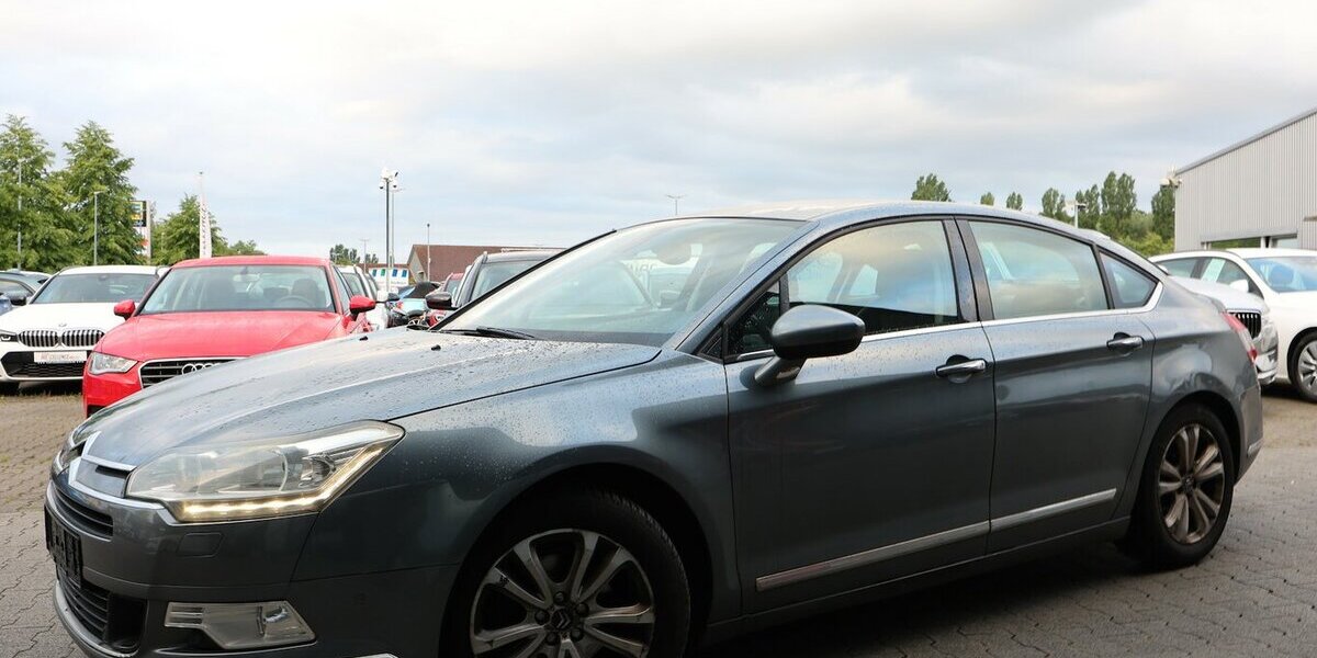 Citroen C5 2.0 HDI EXCLUSIVE / LEDER / NAVI+ 180.000 km 2.777 &euro; Hamm 59077