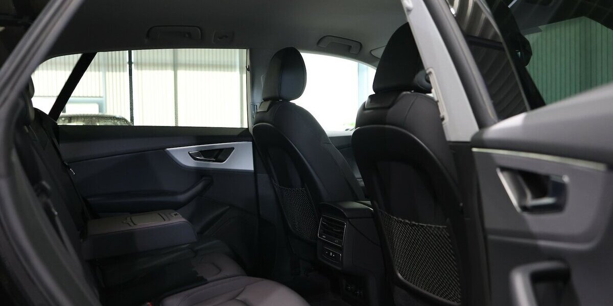 Audi Q8 55 TFSI E Q BUSINESS LUFTFAHRWERK, VOLL-LEDER 86.000 km 47.600 &euro; Hamm 59077
