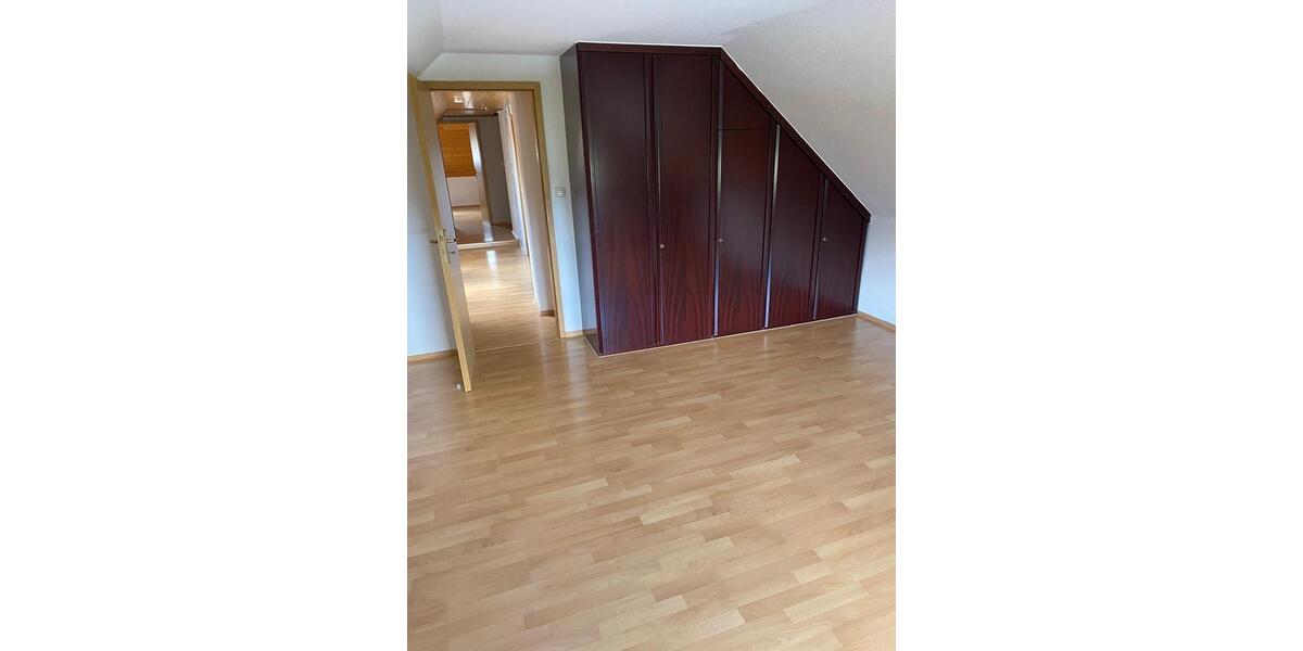 Einfamilienhaus Ense - 8 Zimmer, 208 m&sup2;, 285.000&euro; | Angebot:27226494